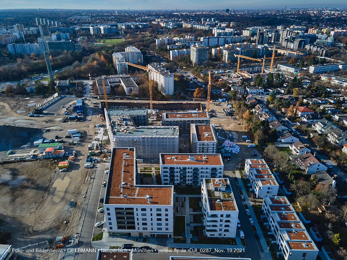 19.11.2021 - Luftbilder von der Baustelle Alexisquartier und Pandion Verde in Neuperlach